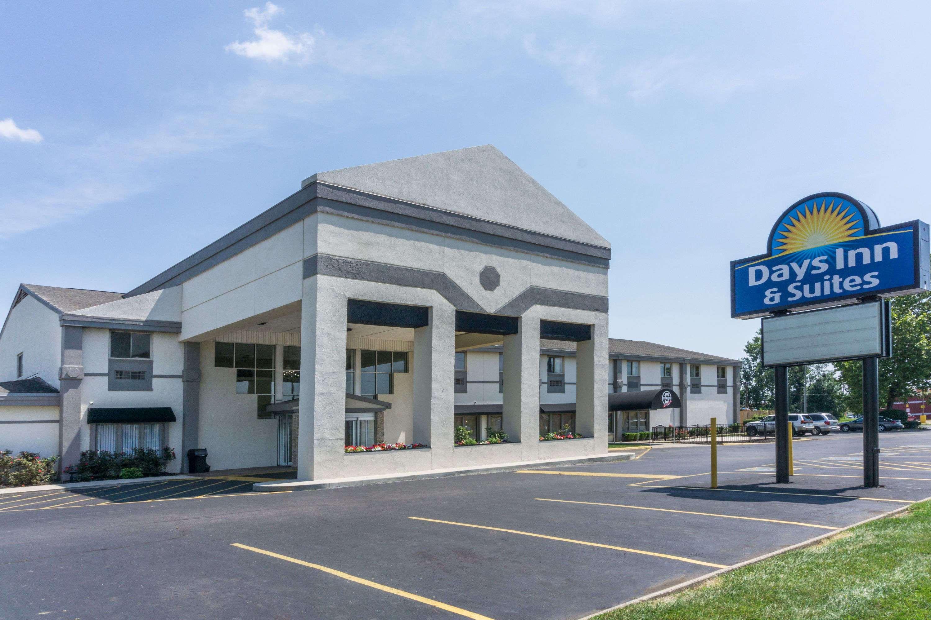 Days Inn By Wyndham Columbus East Airport エクステリア 写真