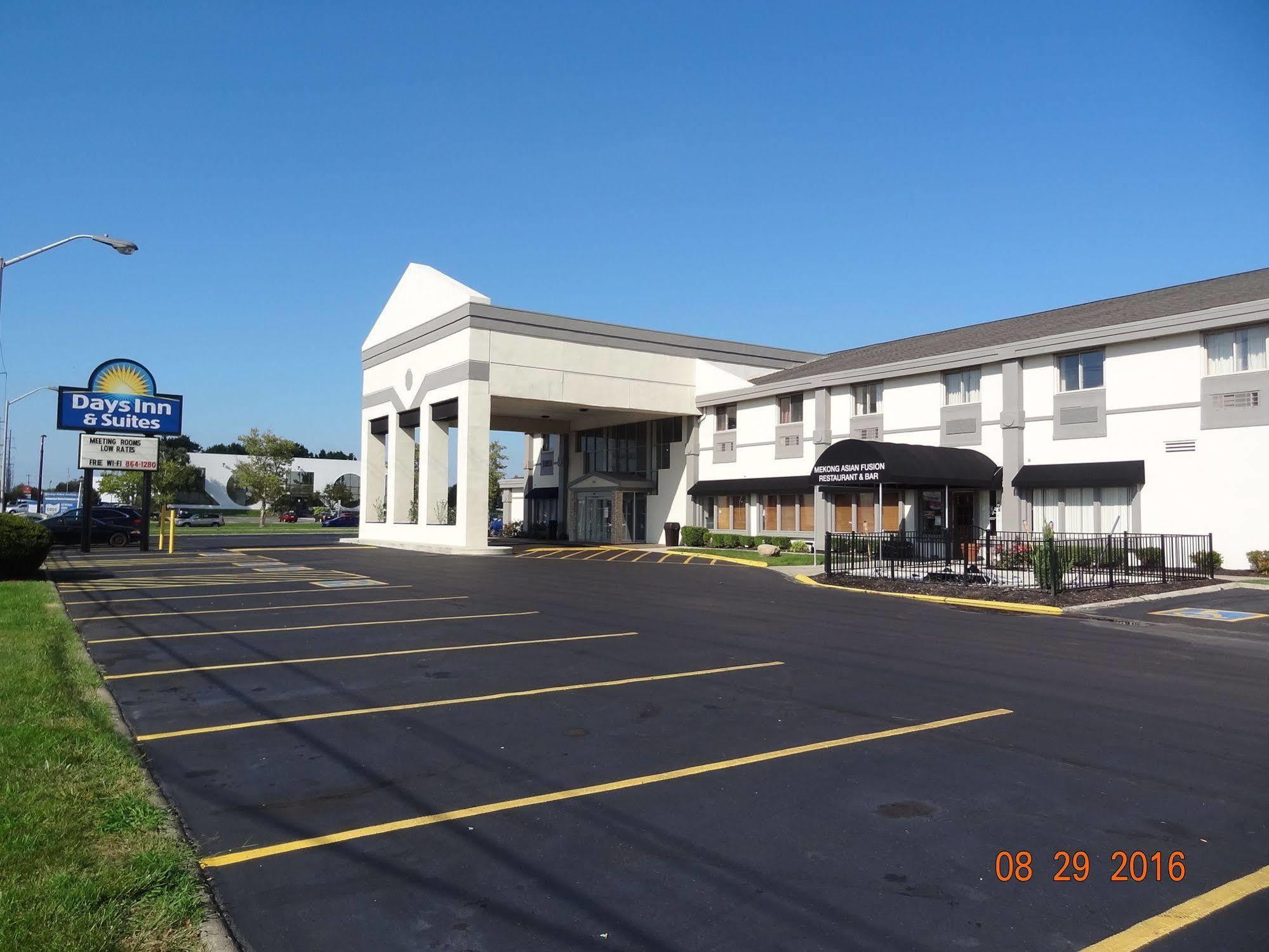 Days Inn By Wyndham Columbus East Airport エクステリア 写真